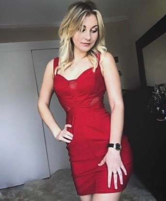 Лариса, 25 лет